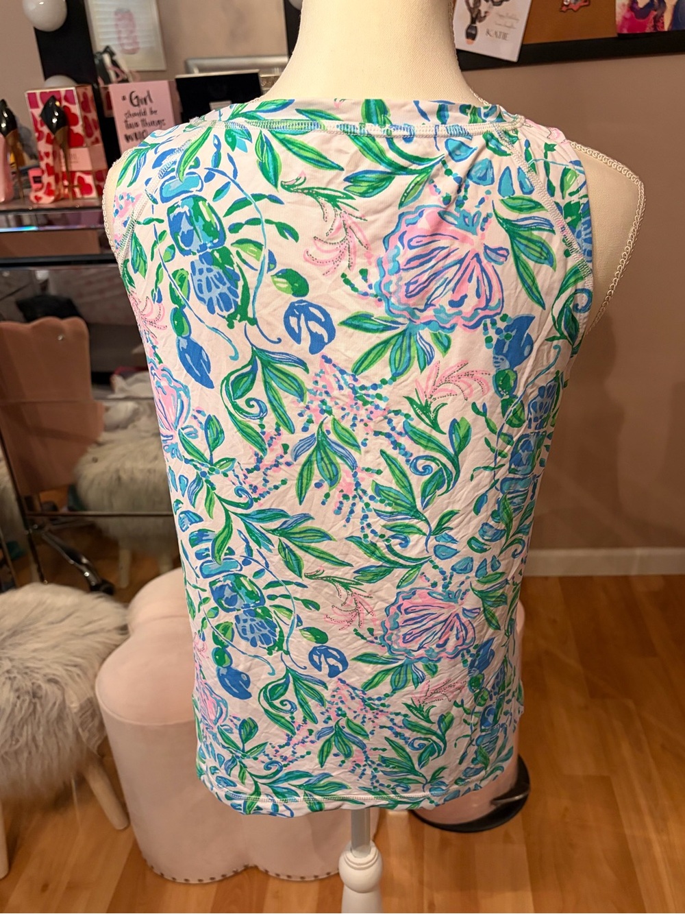 Lilly Pulitzer Luxletic Renay Tank UPF 50+ Resort White Just a Pinch Size M - Picture 4 of 7